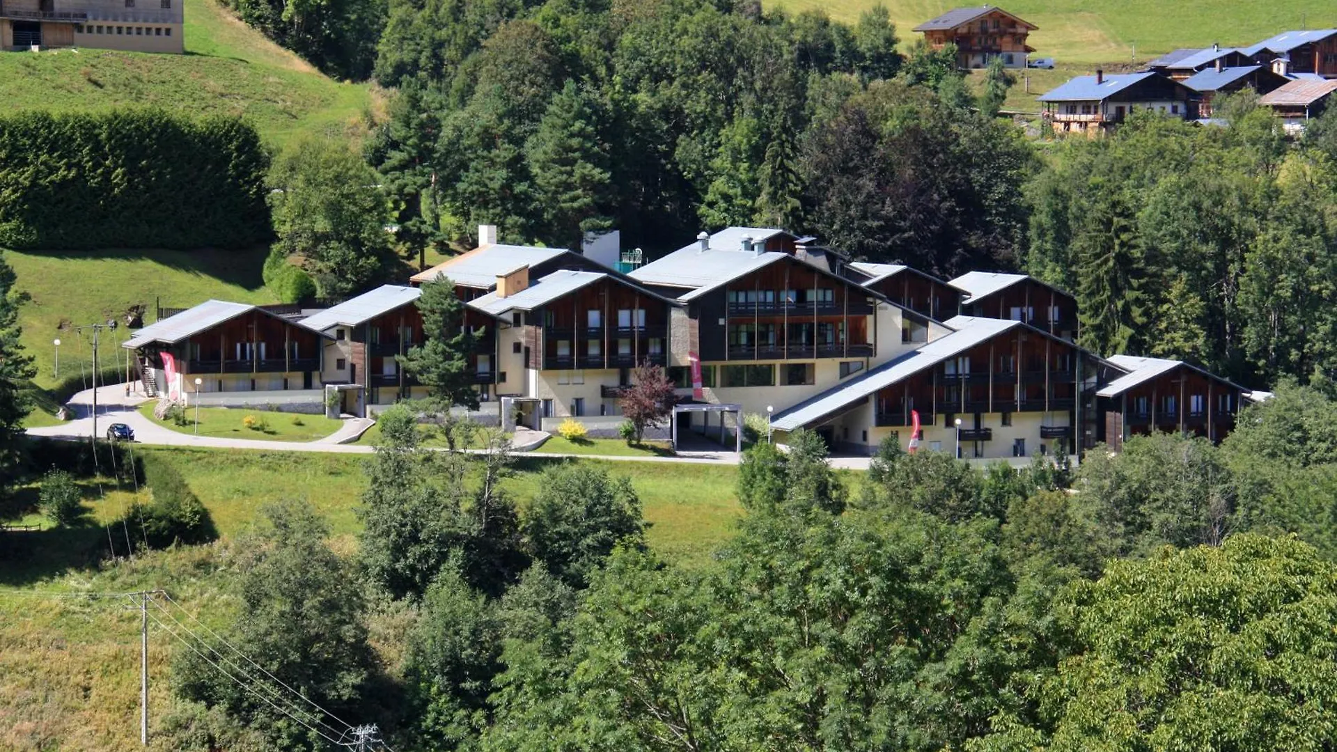 Azureva Areches location